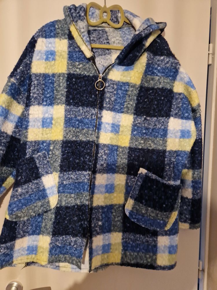 Veste femme tr�s ample 12 Brignoles (83)