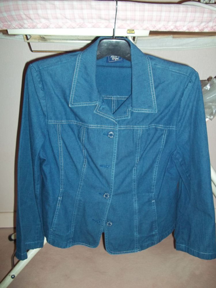 veste femme . 0 L'Ha�-les-Roses (94)