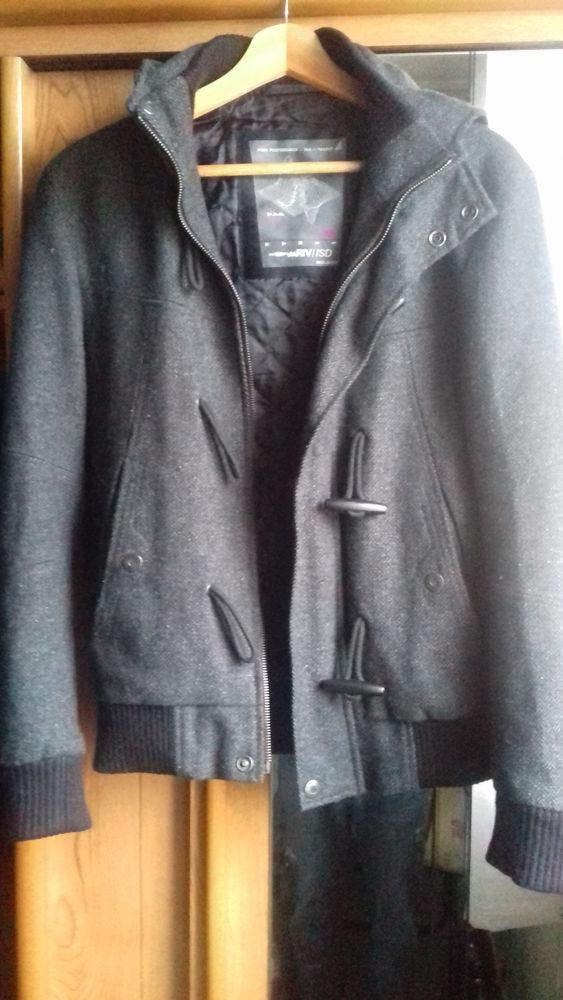 veste femmes 35 Brie-Comte-Robert (77)