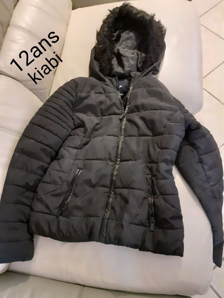 Veste fille 12 ans couleur noir 12 Sauchay (76)