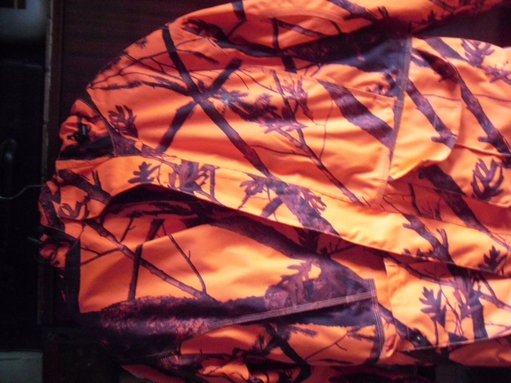 VESTE FOURR�E POUR LA CHASSE -XL- 25 Conflans-Sainte-Honorine (78)