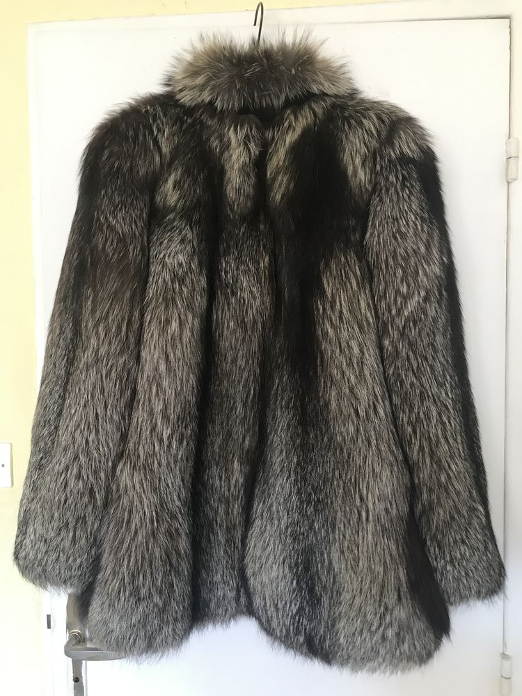 Veste fourrure renard argent� 400 Toulouse (31)