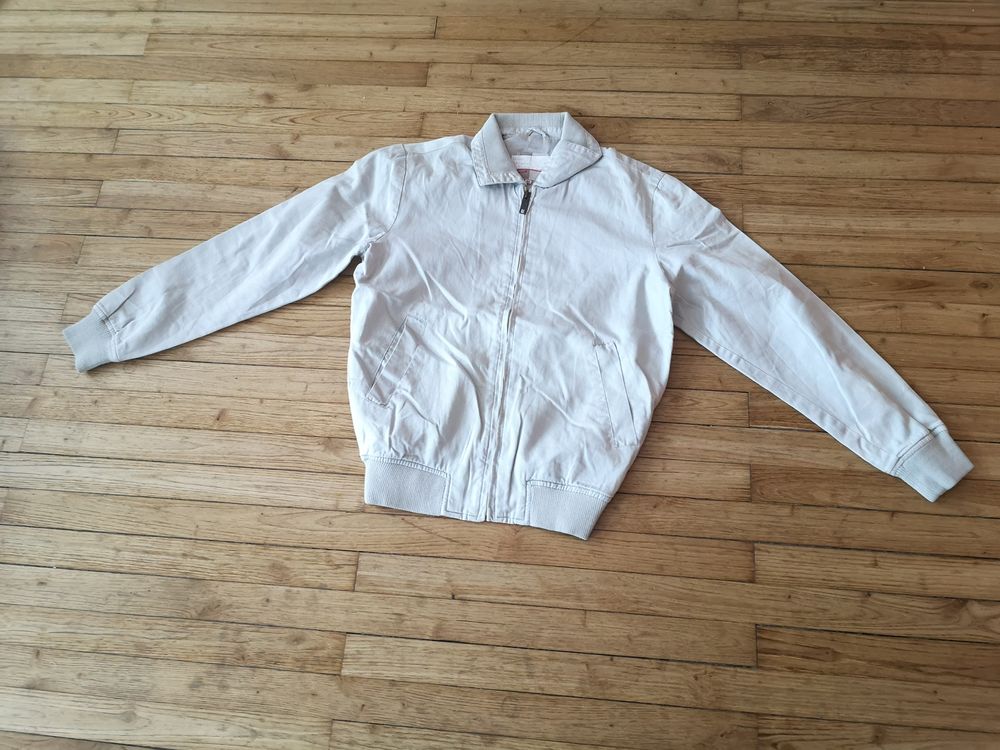 F (288) - 12 ans - Veste grise  T-Traxx  10 Paris 13 (75)