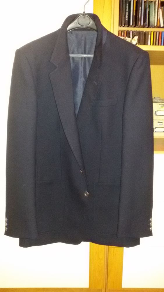 Veste homme bleu marine. 8 Sainte-Eulalie (33)