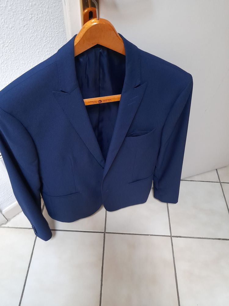 Veste Homme 20 Cannes La Bocca (06)