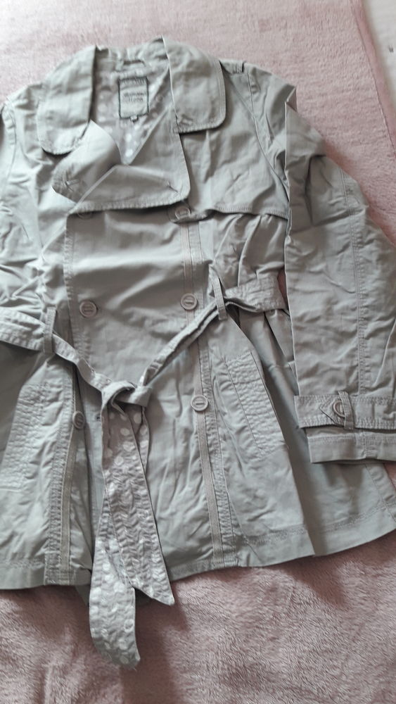 Veste-Imperm�able marque Banana moon
13 Charbonni�res-les-Bains (69)