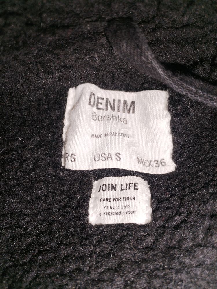 Veste en jean noir 19 Brillon-en-Barrois (55)