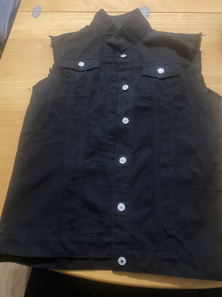 Veste en jean sans manches 0 Marly-le-Roi (78)