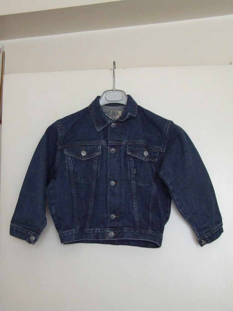 Veste en jeans, Bleu denim brut, 8�ans (126�cm) TBE 6 Bagnolet (93)