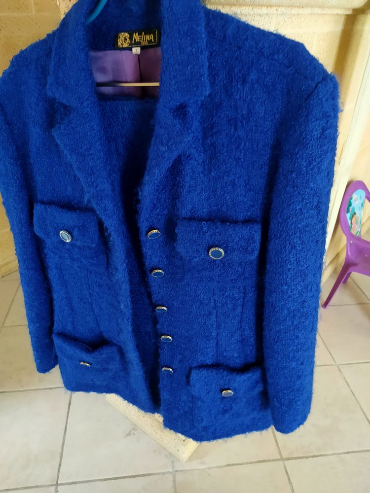 VESTE ET JUPE ASSORTIE CHAUDE T.44 20 Castelnau-le-Lez (34)