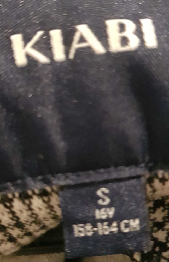 Veste KIABI 5 Sciez (74)