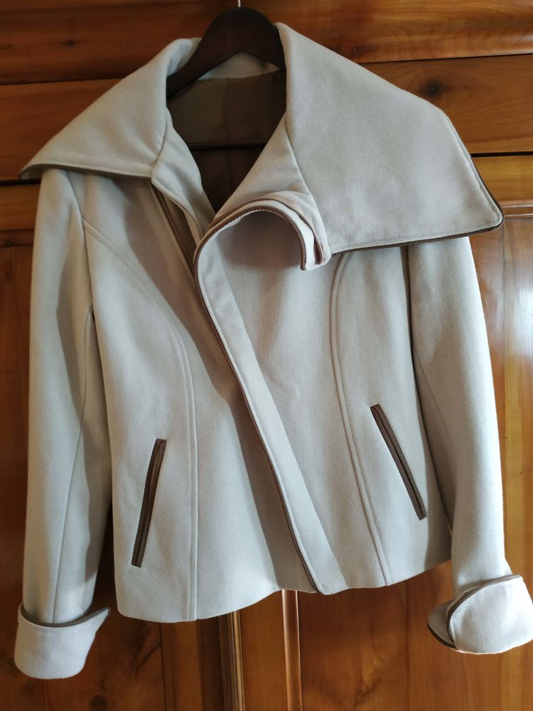 Veste laine blanche neuve, faite sur mesure 15 La Rochelle (17)