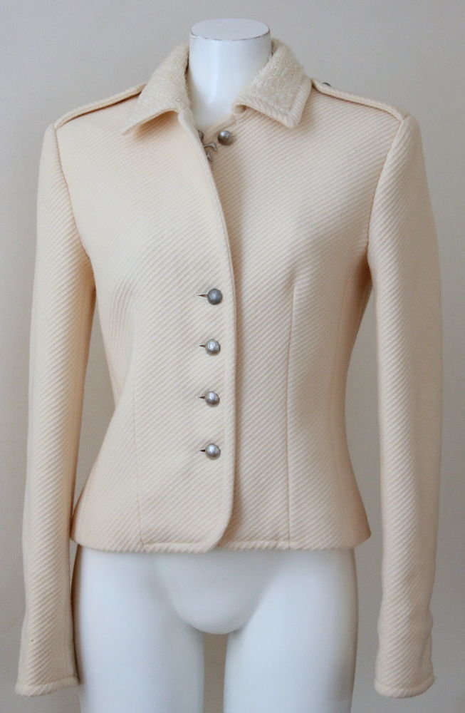 Veste laine ivoire FERRE T.38 Fr 100 Issy-les-Moulineaux (92)