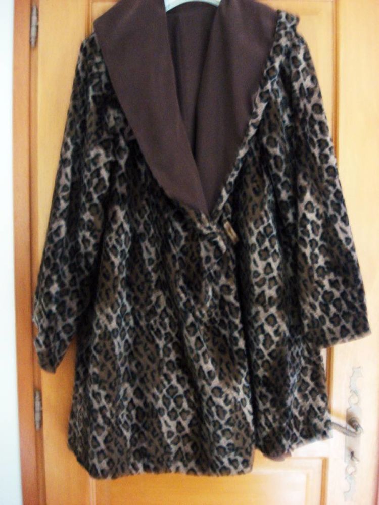 Veste longue dame r�versible
25 Saint-Quentin (02)