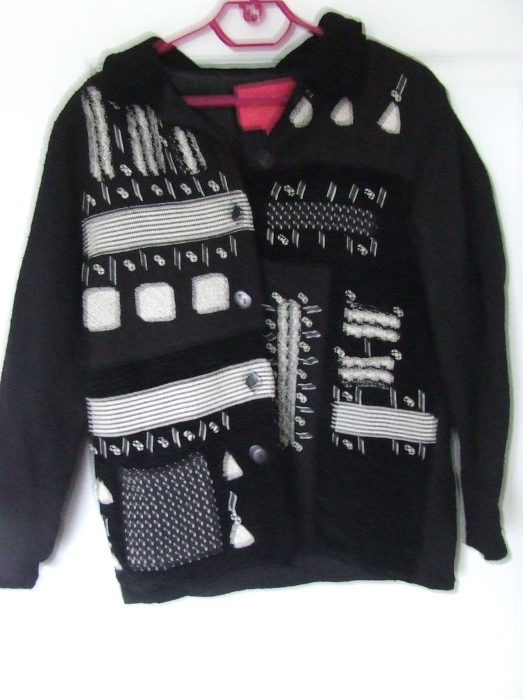 veste  noire/blanche JAC JAC 25 Montenois (25)