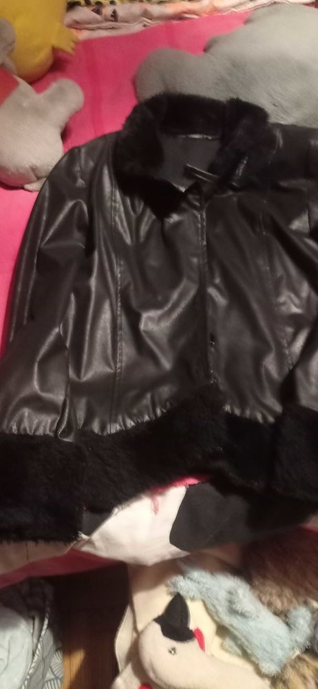 veste noire pour femme 8 Pantin (93)