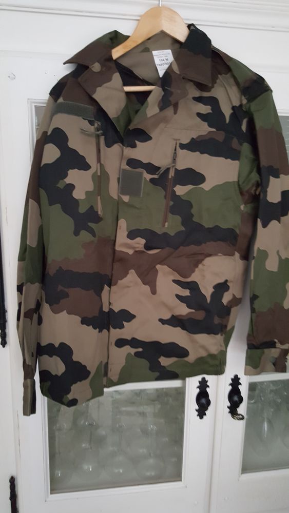 VESTE  - PANTALON   TREILLIS NEUFS 70 B�thune (62)