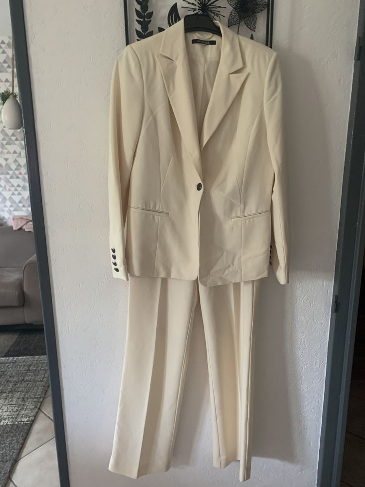 VESTE + PANTALON 30 Bois-le-Roi (77)