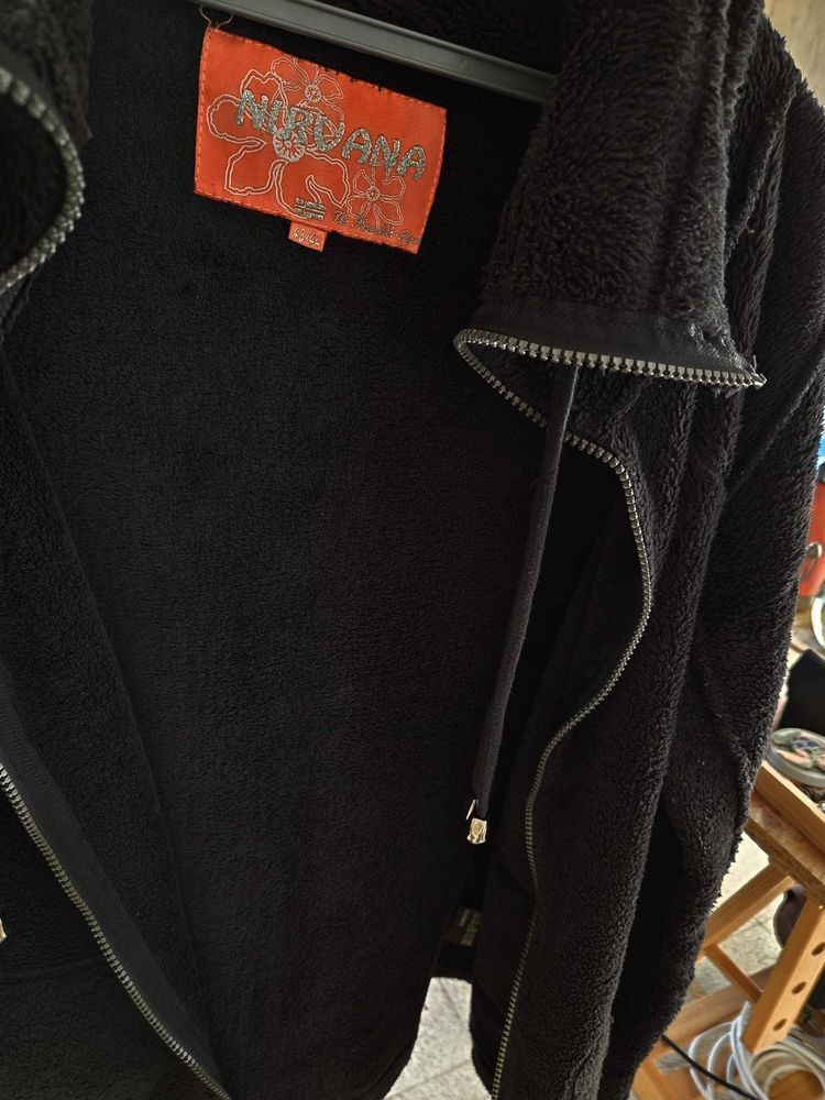 Veste polaire noire Nirvana 10 Cagnes-sur-Mer (06)