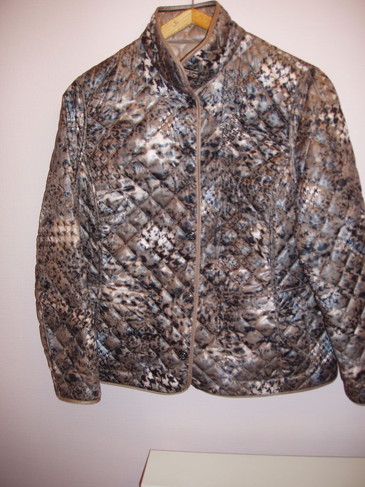 VESTE PRINTEMPS REVERSIBLE FEMME TAILLE 42 MARQUE MONA NEUVE 50 Canet-en-Roussillon (66)