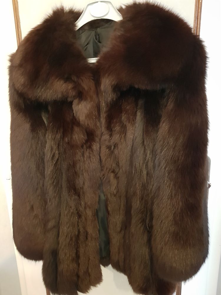 Veste en renard argent� 220 Ars-sur-Moselle (57)