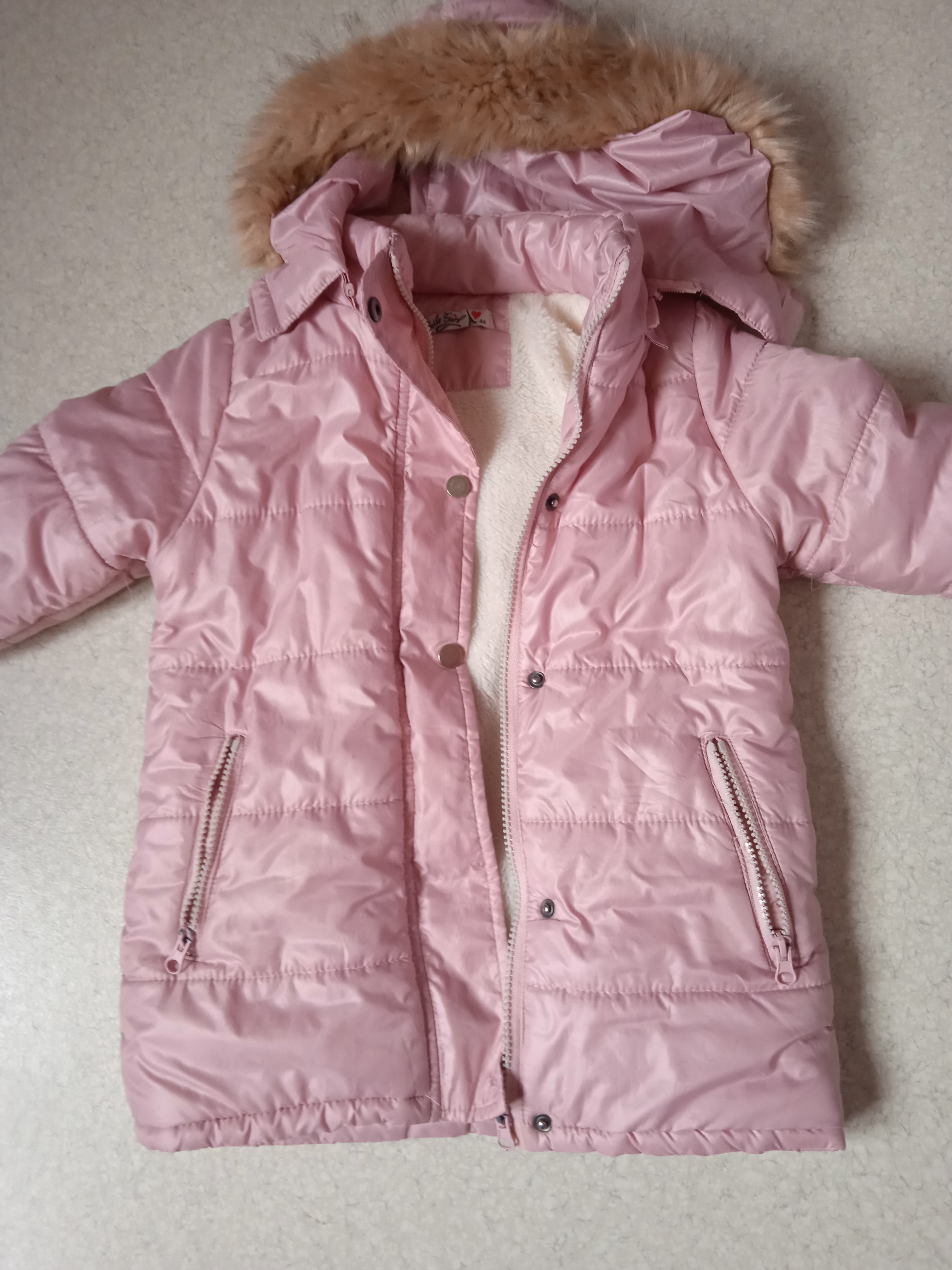 veste  rose fille 4/5ans 8 Thiers (63)
