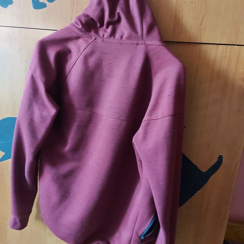 Veste rouge 10 Trappes (78)