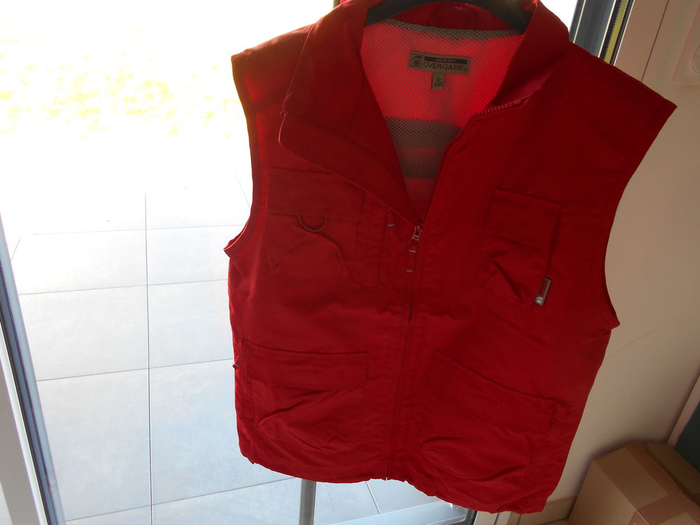 Veste sans manches gar�on, Taille 12 ans neuve 12 Retiers (35)