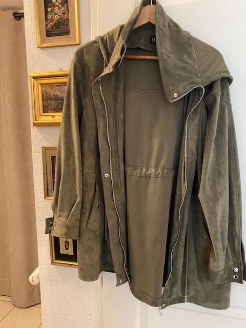 veste Sarko avec capuche 30 Annecy (74)