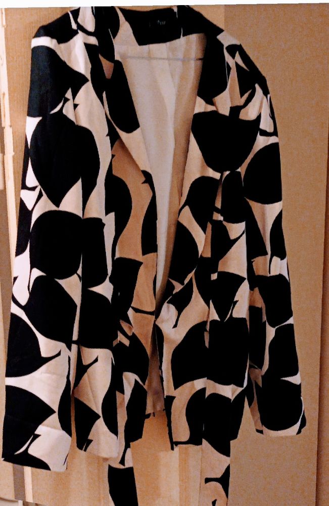 Veste soie un jour ailleurs ! 80 Levallois-Perret (92)