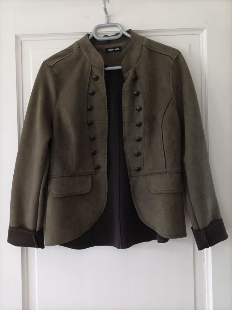 Veste en su�dine Cache-Cache . Taille 38 19 Troyes (10)