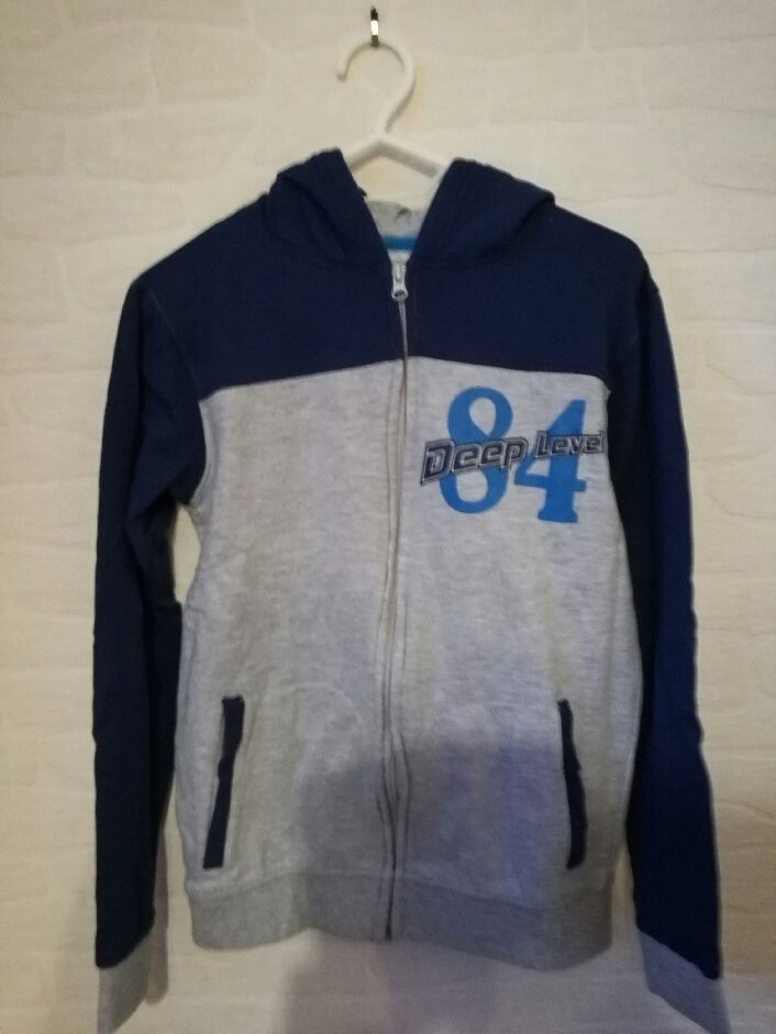 veste sweat bleu marque U taille 14 ans 8 Villiers (86)