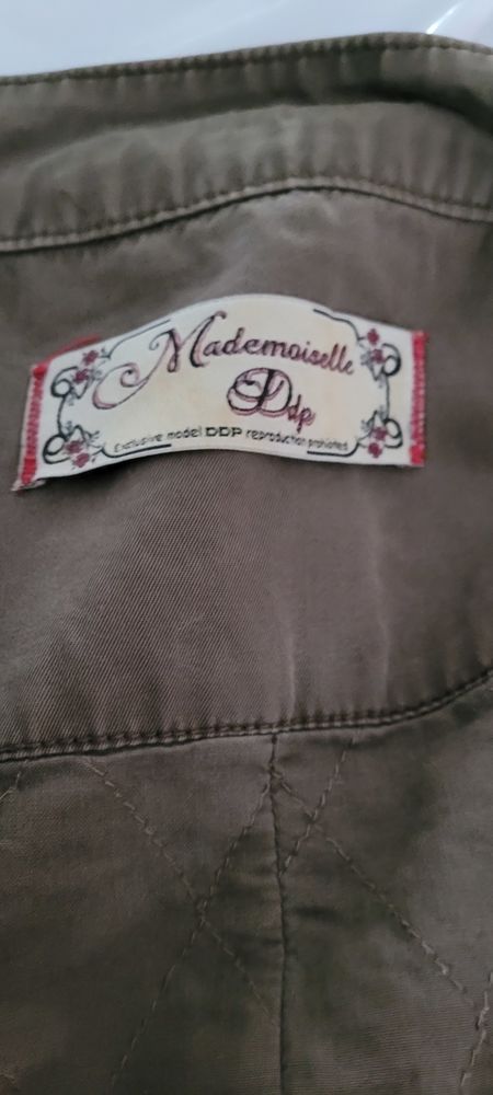 Veste toile kaki 10 Saint-Clair-de-la-Tour (38)