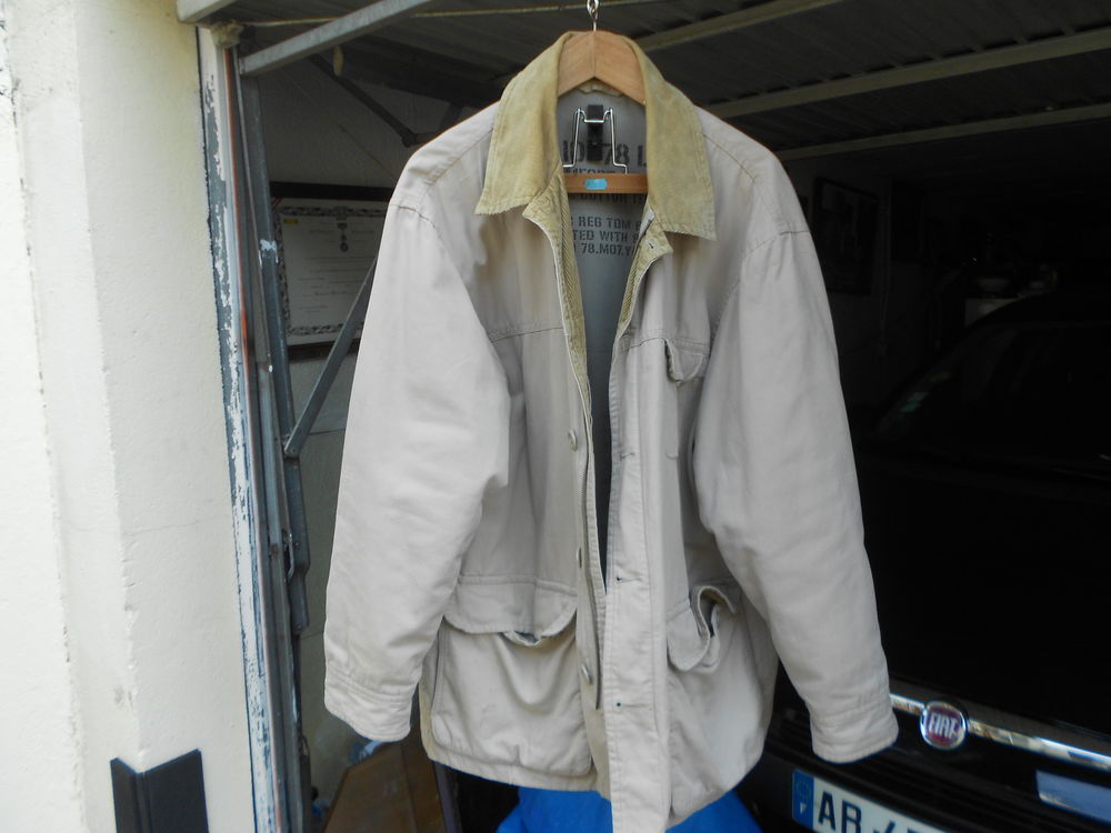 VESTE TROIS QUART 30 Brie-Comte-Robert (77)