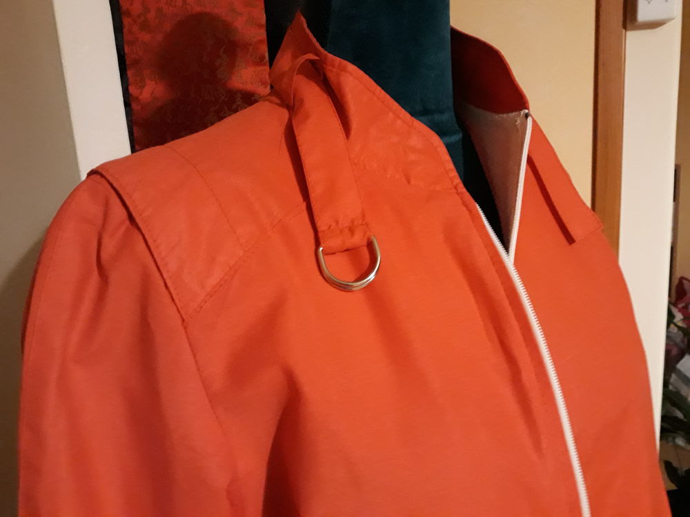 Veste Vintage rouge - Taille 38 18 Livry-Gargan (93)
