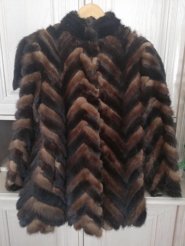 VESTE EN VISON AVEC CHEVRONS 250 Grandris (69)