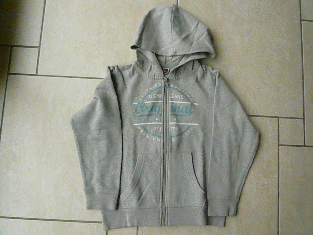Veste zipp�e gris taupe 8 ans (n�33 bis) 7 Franqueville-Saint-Pierre (76)