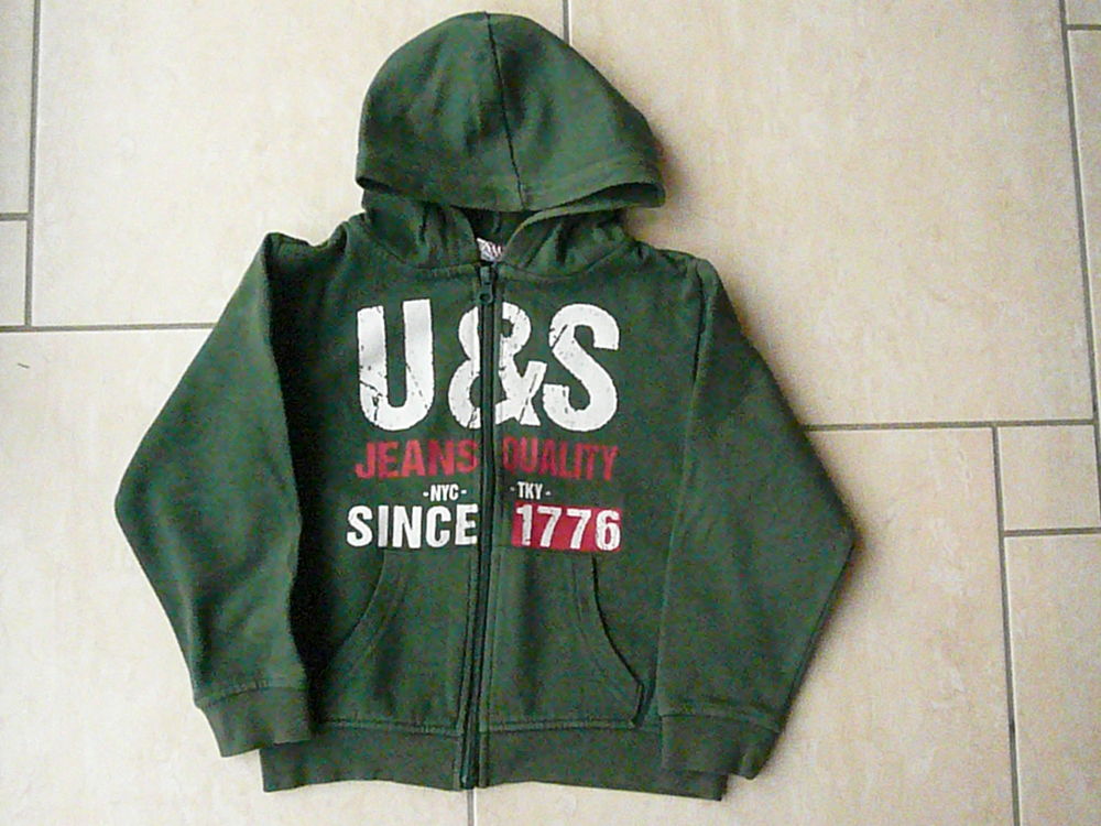 Veste zipp�e verte 6 ans (n�11) 7 Franqueville-Saint-Pierre (76)