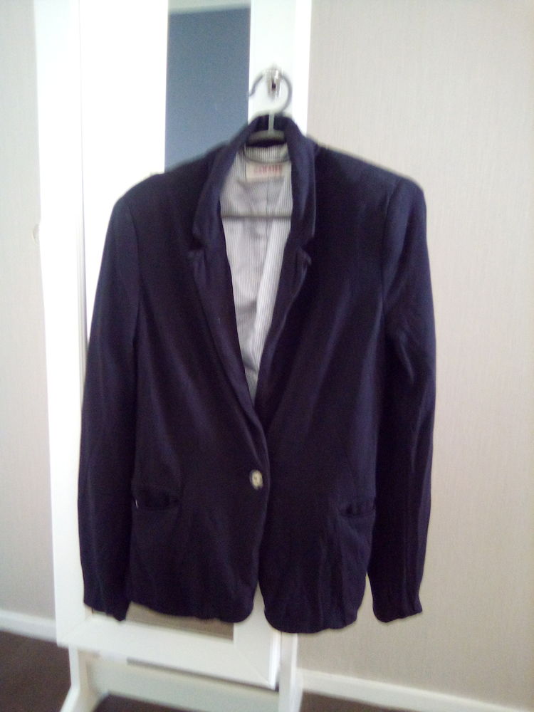 veste 3 Mont-Saint-Aignan (76)