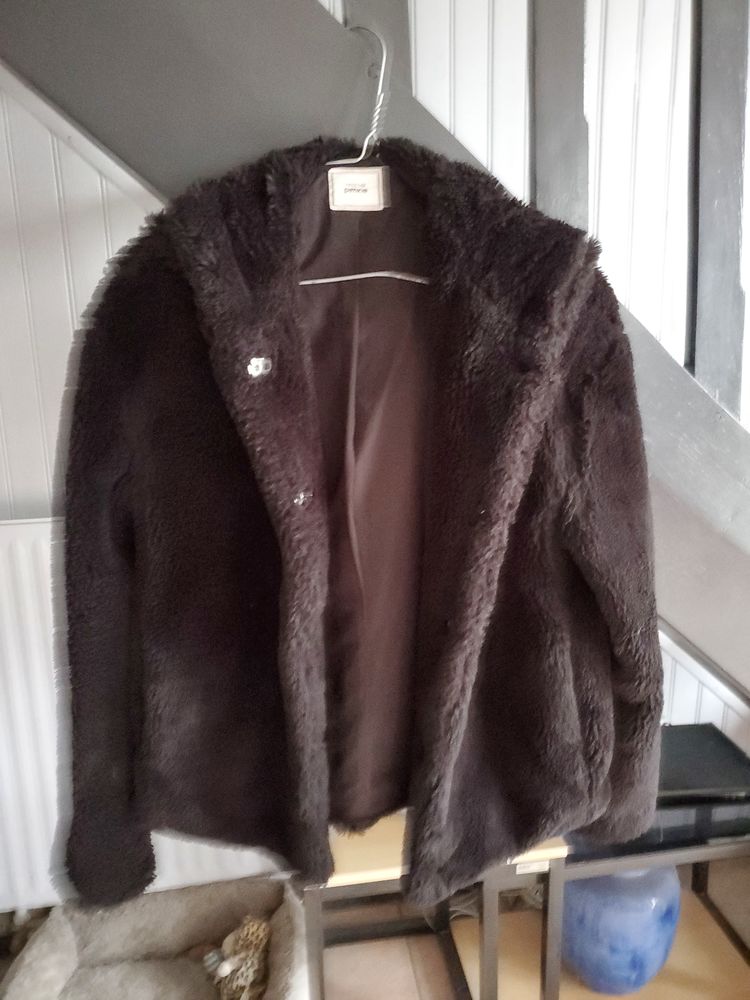 Vestes chaudes S et XS 10 Coubert (77)