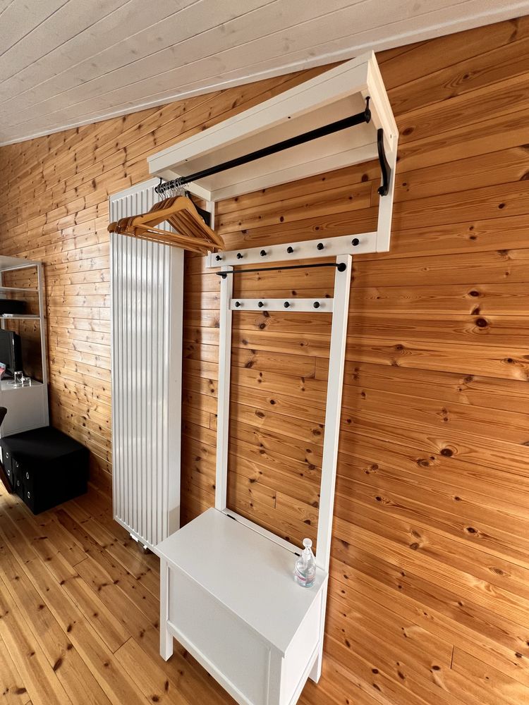 vestiaire entr�e avec range chaussures structure m�tallique 129 Marsaz (26)