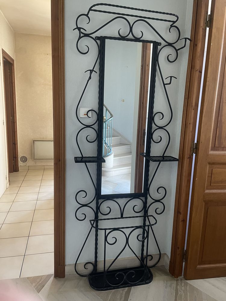 Vestiaire d'entr�e en fer forg� noir 70 Cublac (19)