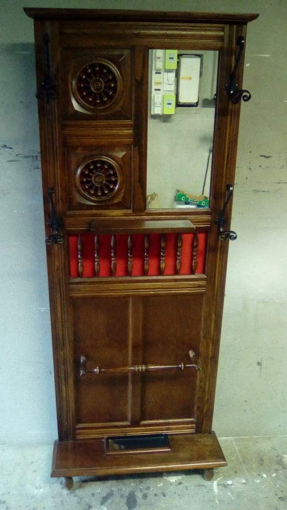 vestiaire d'entr�e 50 Le Monteil (43)