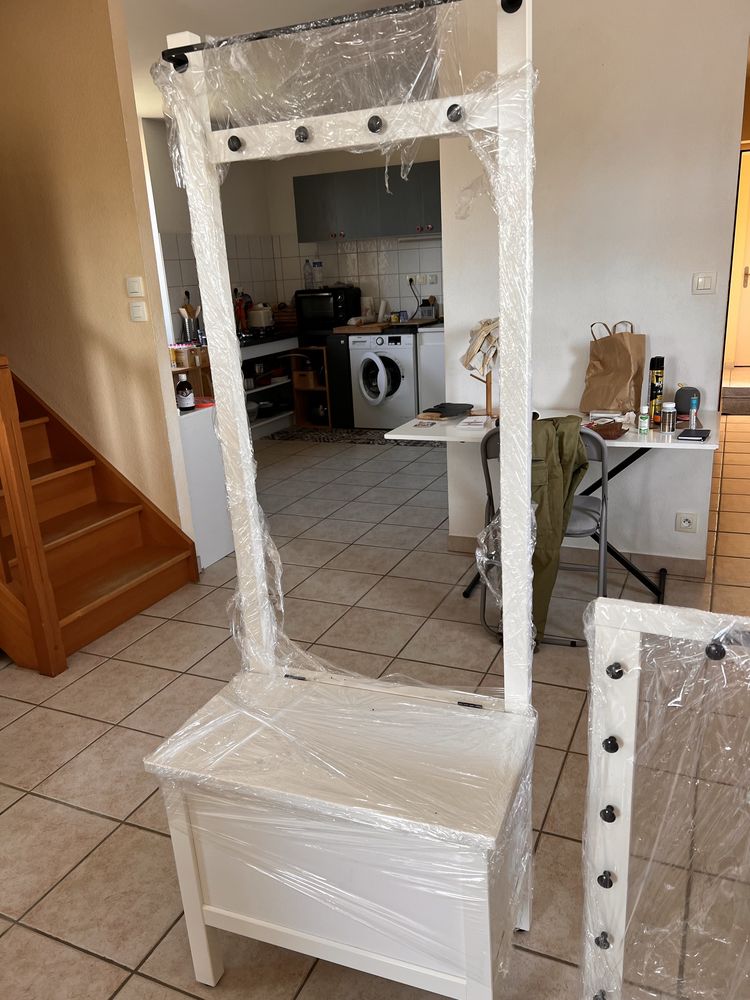 vestiaire entr�e 110 Marsaz (26)