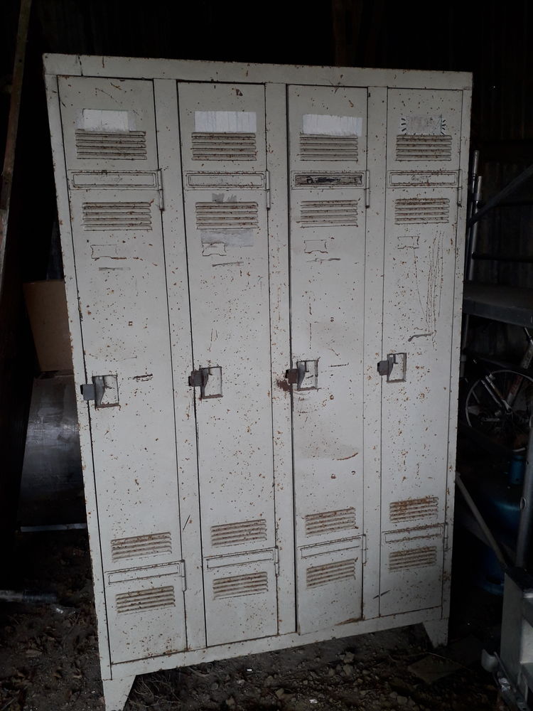 Vestiaire m�tallique 75 Contoire (80)