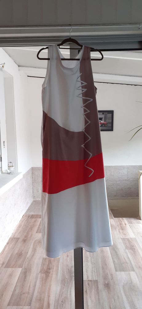 vetement dort dansplacard neuf pas servie de 20 e a 40 e 1 Ch�teauroux (36)