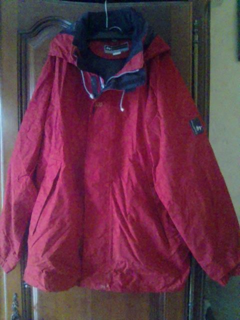 v�tement  fille 15 Fontenay-le-Comte (85)