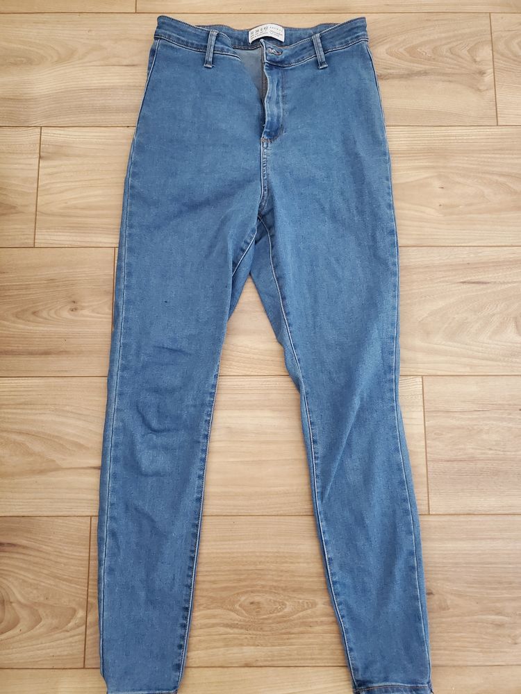 V�tement en main propre 10 Toulouse (31)