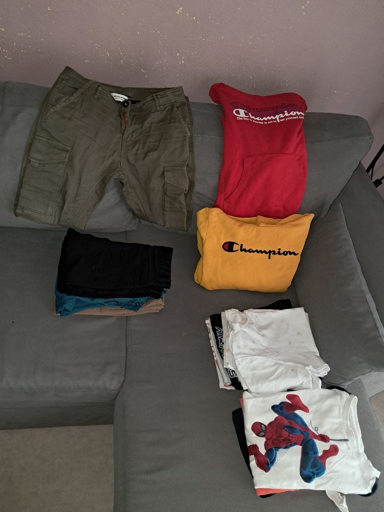 Lot v�tements 10ans garcon 100 Abbeville (80)