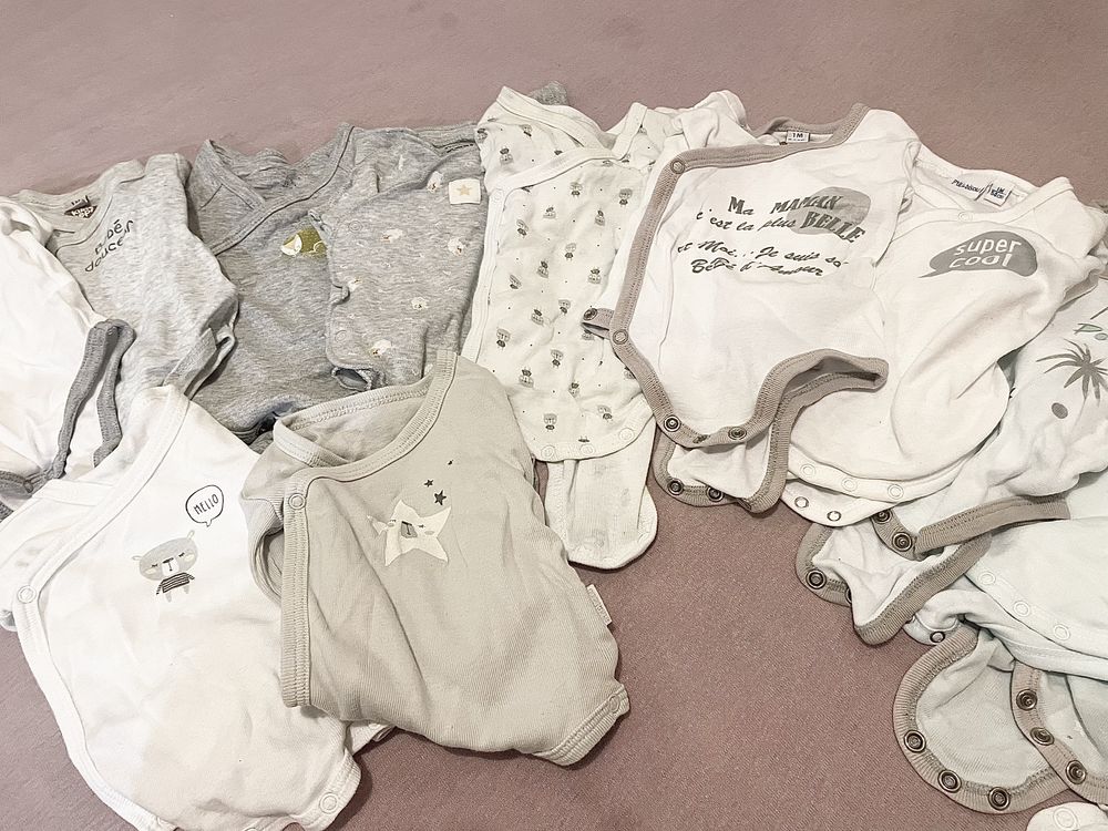 V�TEMENTS B�B� 0 Le Lamentin (97)